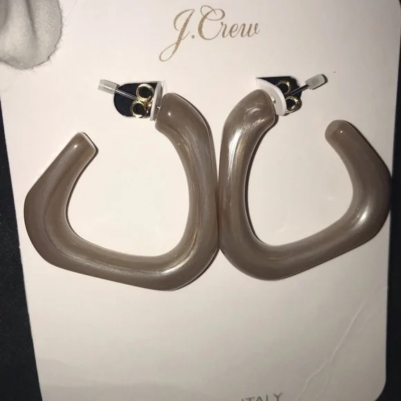 J. Crew Made-in-Italy Acetate Hoop Earrings - Picture 4 of 4